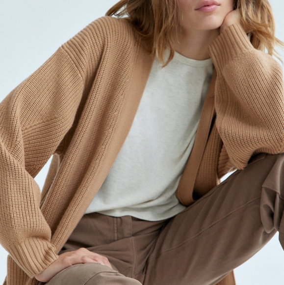 Aritzia Unwind / Rourke 💯 Wool Cardigan - Picture 9 of 12